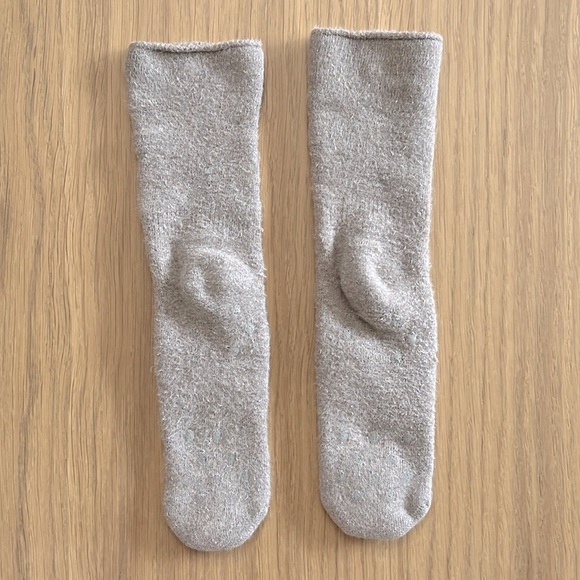 H&M, Christmas 3-pack terry socks, size 6-7.5 - Picture 8 of 8